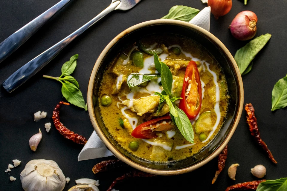 Ein authentisches grünes Thai-Curry